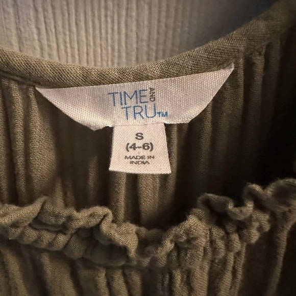 Time and Tru dress - Picture 2 of 5